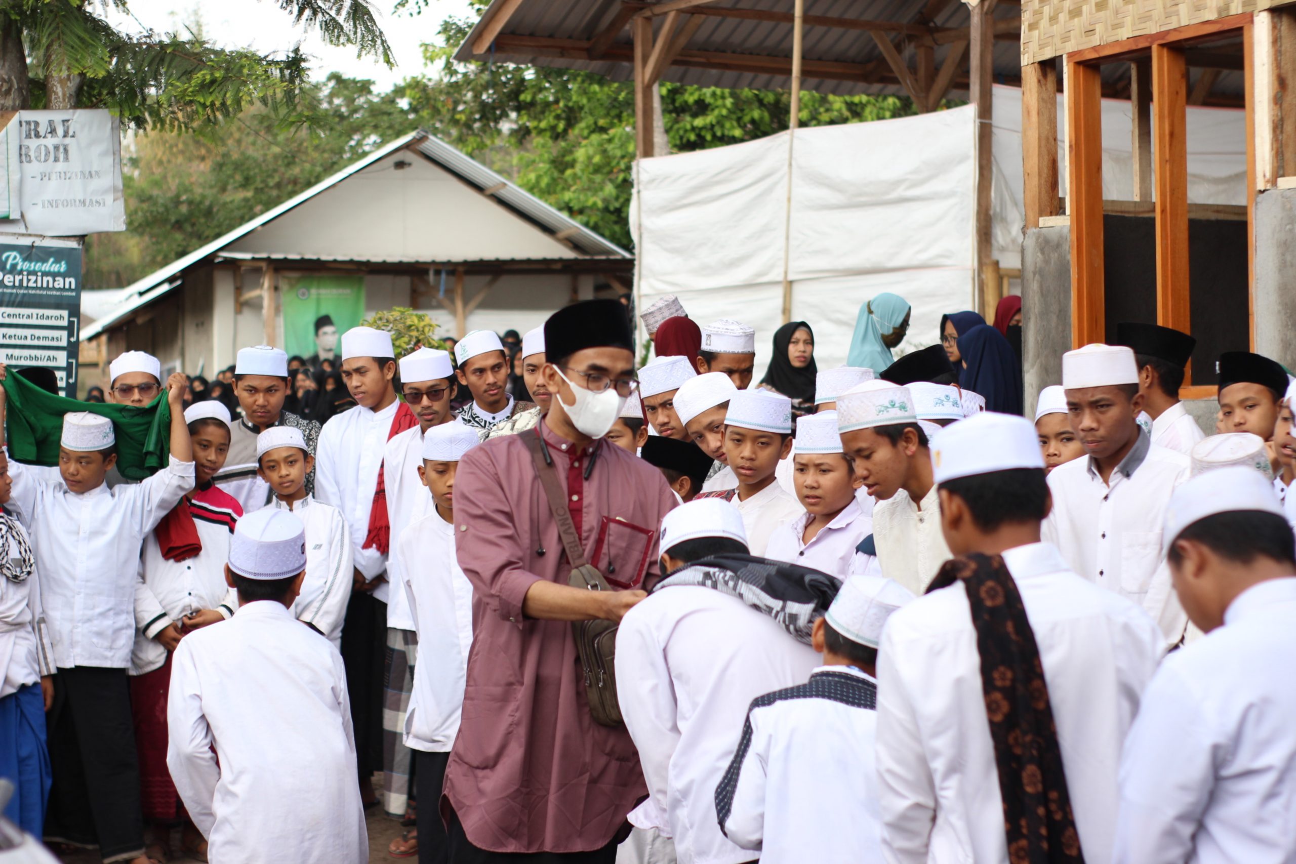 Biografi Ustadz Husnul Haetami Pendiri Rumah Quran Nahdlatul Wathan Lombok